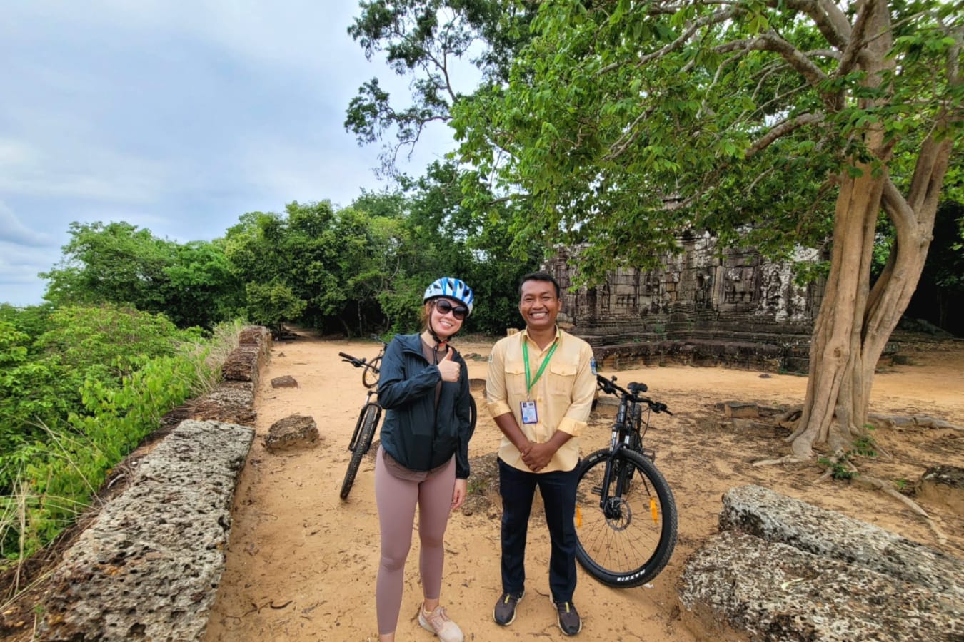 English Speaking Tour Guide Tour Guides in Siem Reap