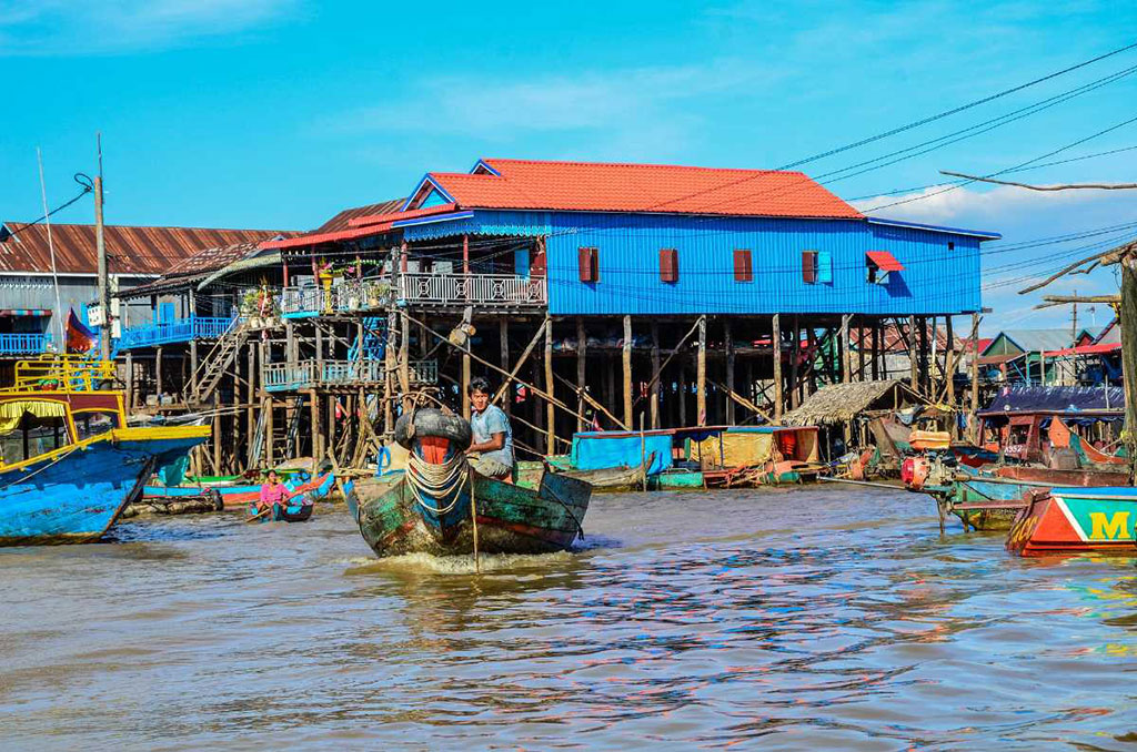 Kampong Phluk Floating Village - Cultural Experience in Siem Reap