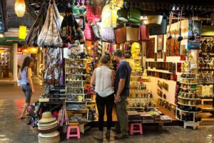 Which local market in Siem Reap offers the biggest experience that you shouldn't miss out on?