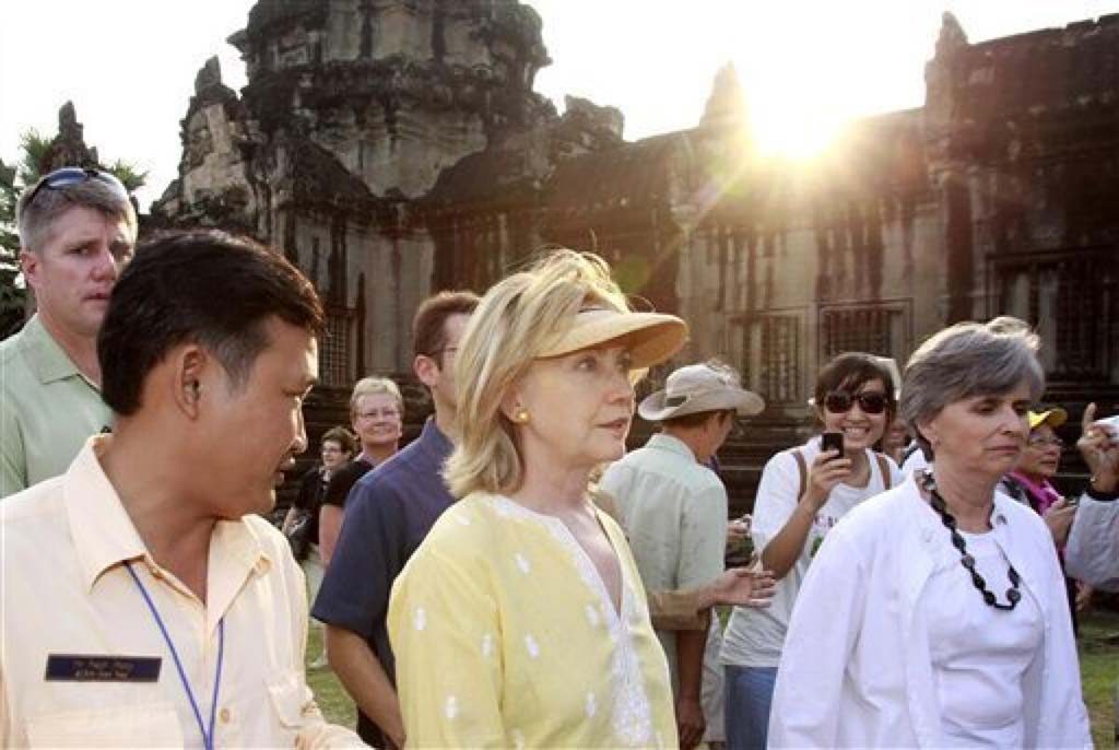 Discovering the Hidden Treasures: Hillary Clinton's Exploration of Angkor Wat in October 2010