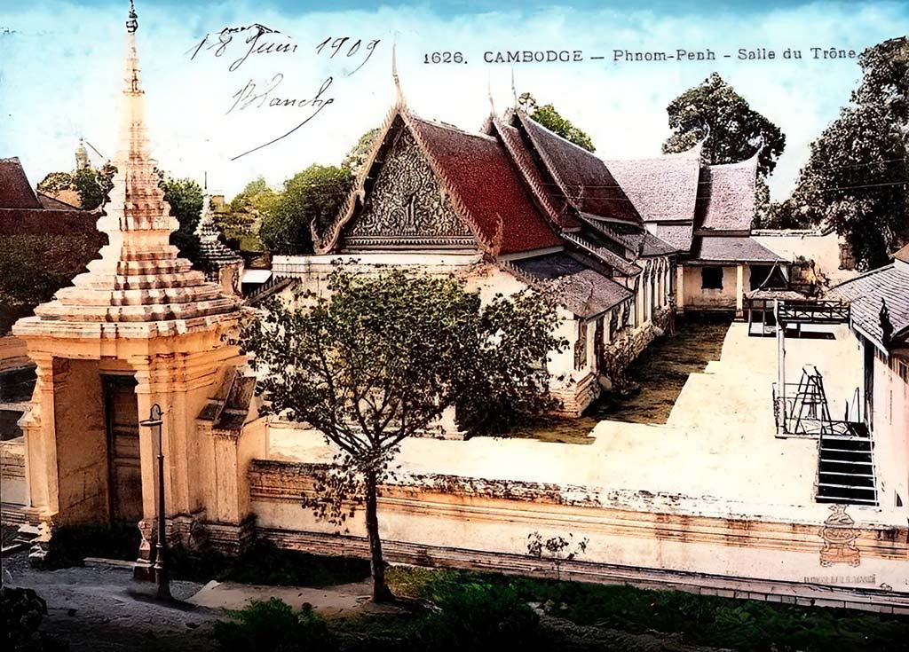 The Throne Hall of the Royal Palace in Phnom Penh has been replaced by a larger structure. The previous hall, which was taken on in 1626, served as the former throne of the palace.